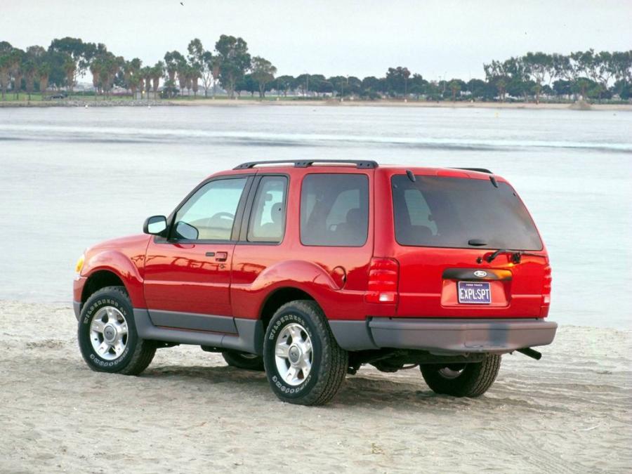  Ford Explorer Sport 2001 года  (фото 7 из 14)